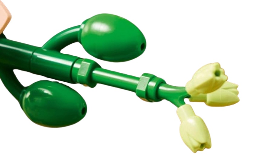 Image 6: Floral Building Block Set