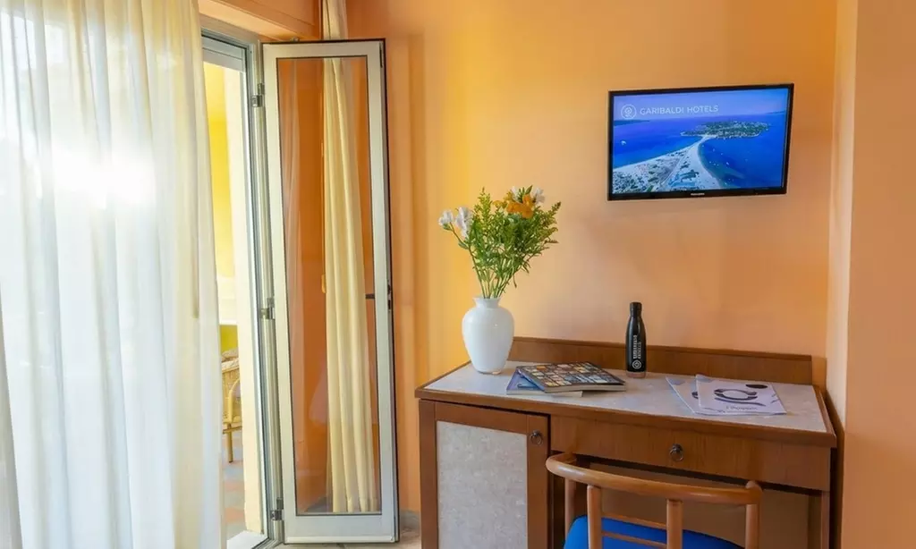 Amantea, Calabria: soggiorno per 2, 3 o 4 persone in mezza pensione presso GH Baia di Tempsa Resort