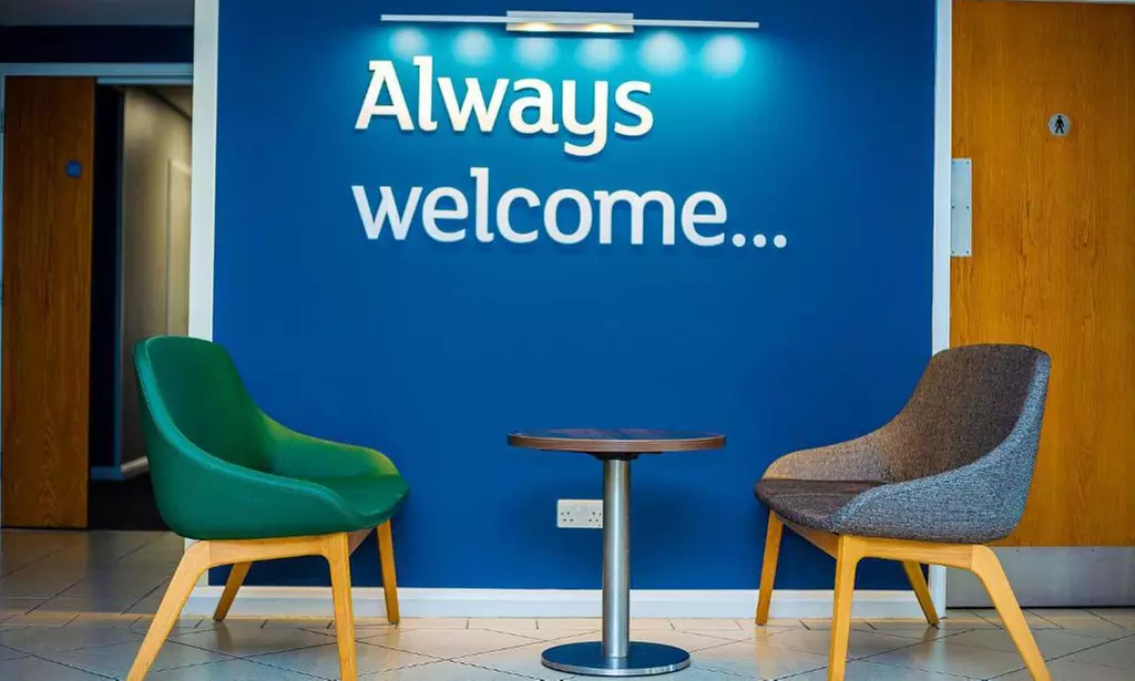 Kent: 1 or 2 Nights with Breakfast, Welcome Drink