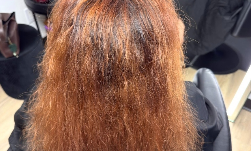 Image 3: Keratin Smoothing Treatment (Formaldehyde-Free) for Any Hair Type
