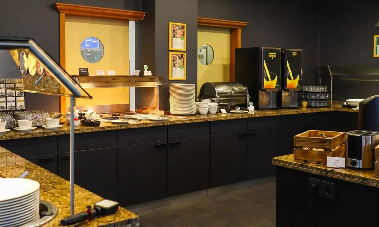 Ostersonntag-Brunch inkl. Getränke für bis zu 1 Erwachsenen & 1 Kind