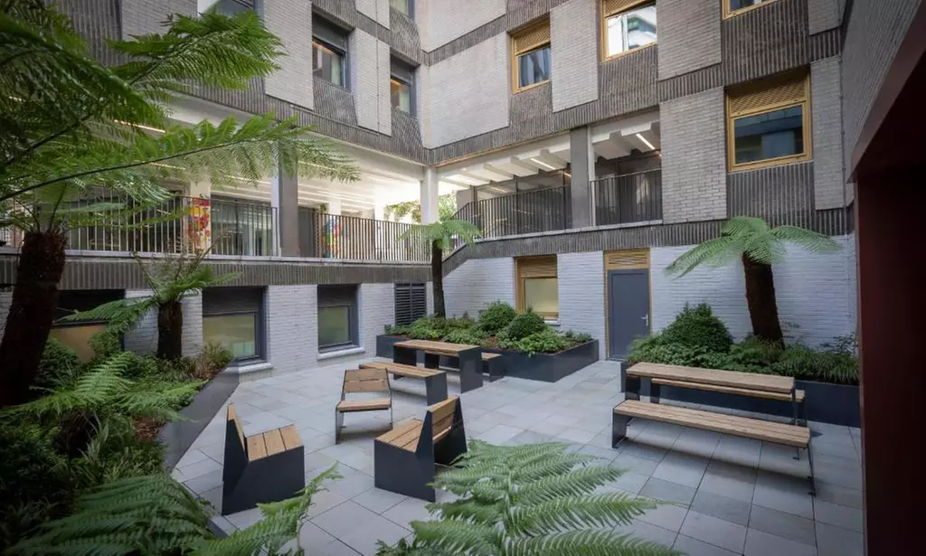 4* City Center Bliss in Bristol: Deluxe or Executive Room for 2