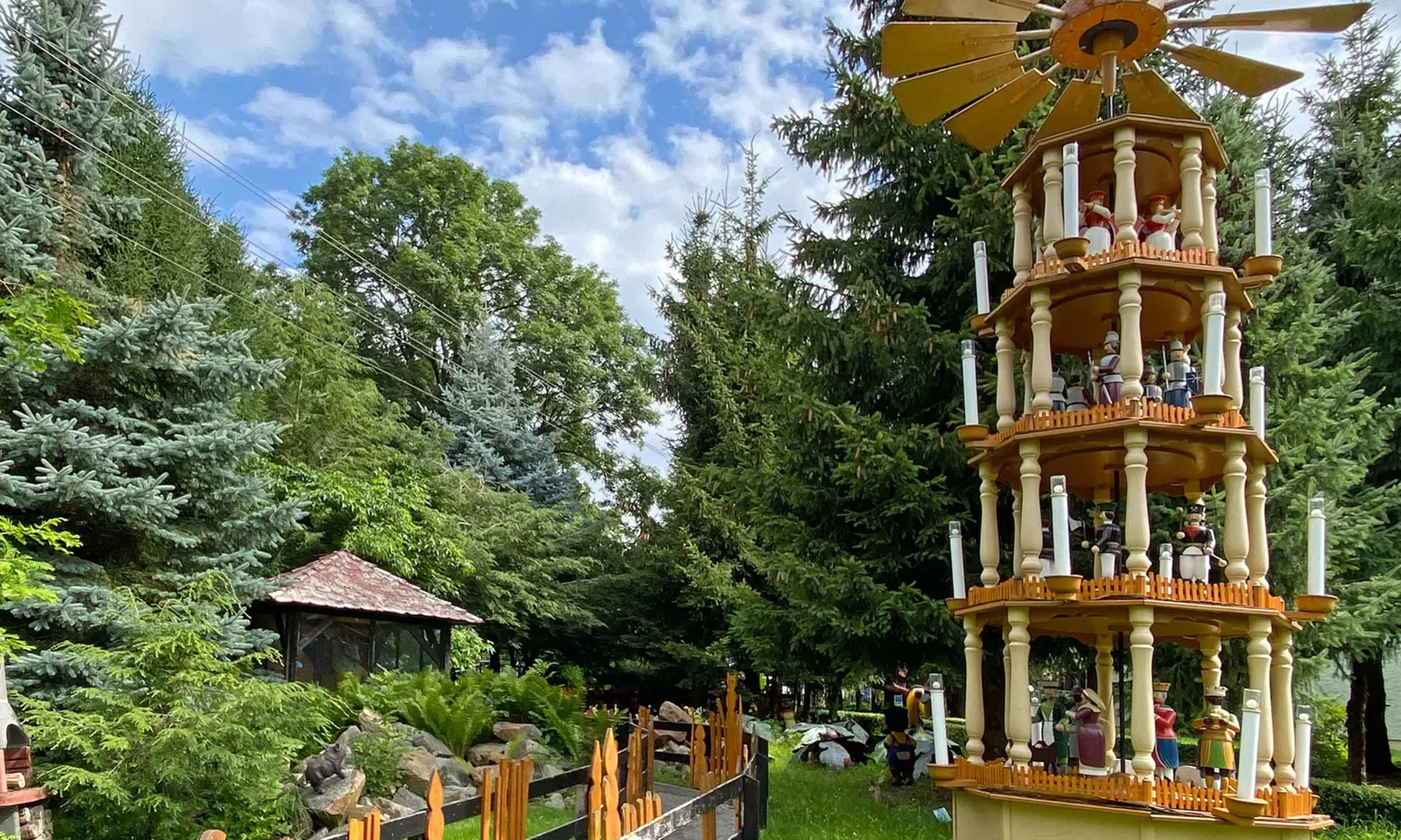 Wild-, Fisch- oder vegetarisches Gericht mit Vorspeise oder Dessert