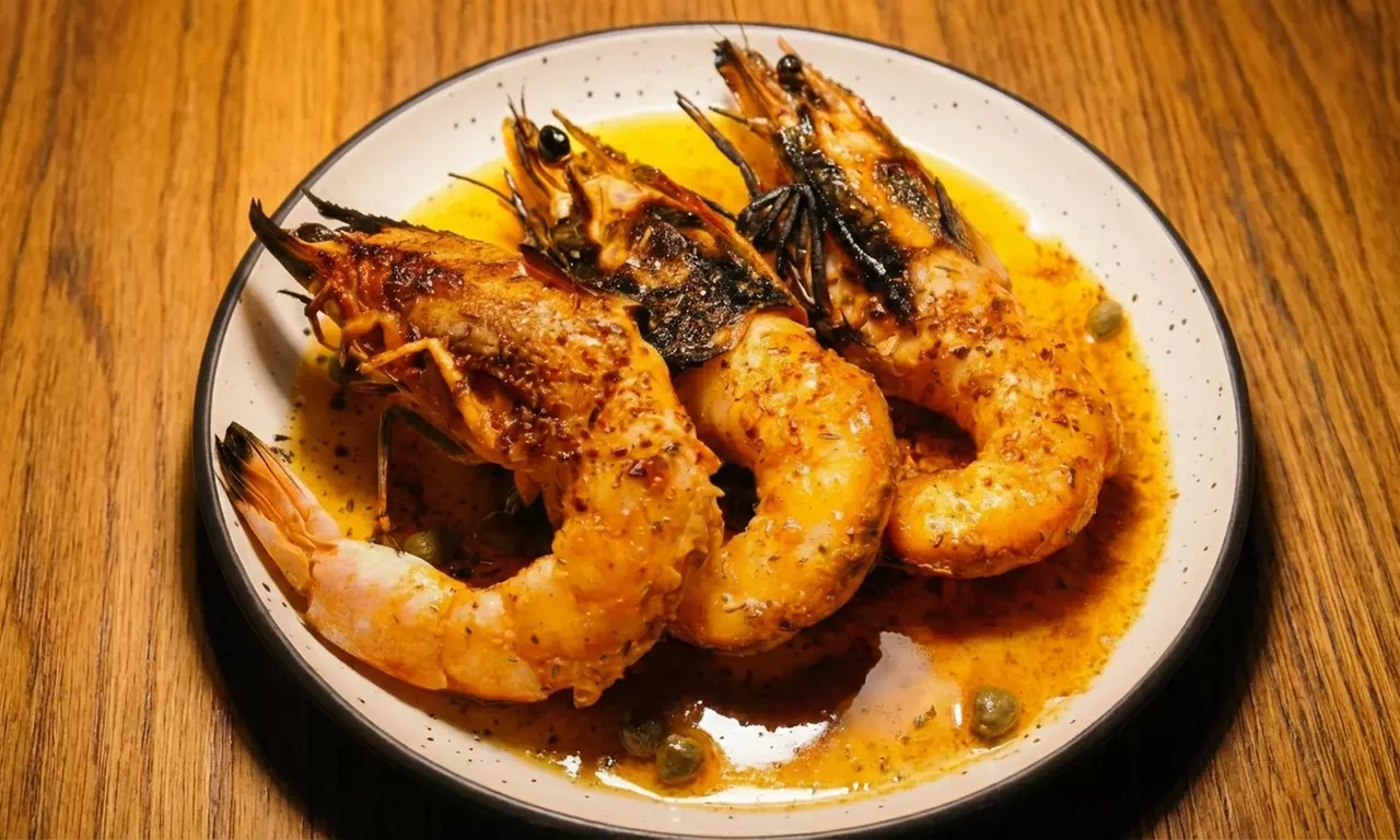 Enjoy Breakfast or Dinner for Two, or Gift Vouchers for Food