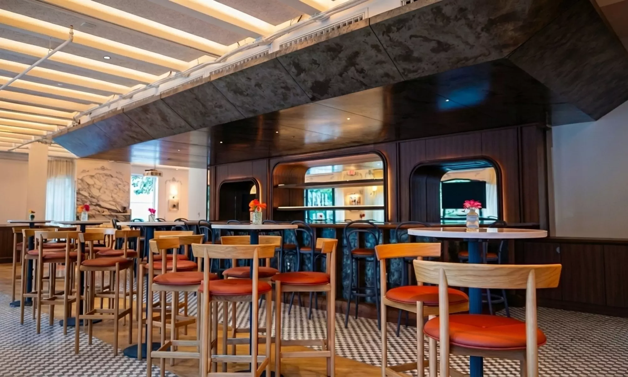 A Unique Modern French Brasserie in Midtown Atlanta’s Peacherie