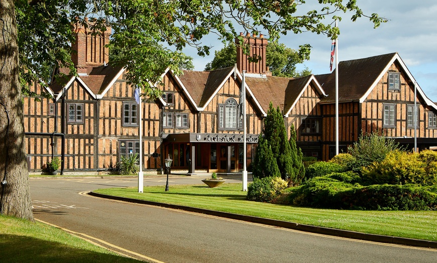 Image 5: Spa Day & Afternoon Tea for Two (Weekday or Weekend) 