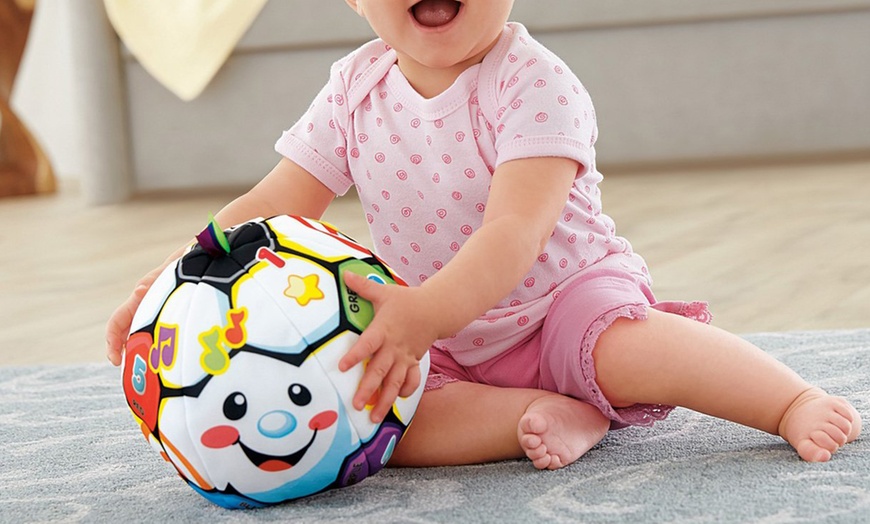 Image 4: Fisher-Price Singing Soccer Ball