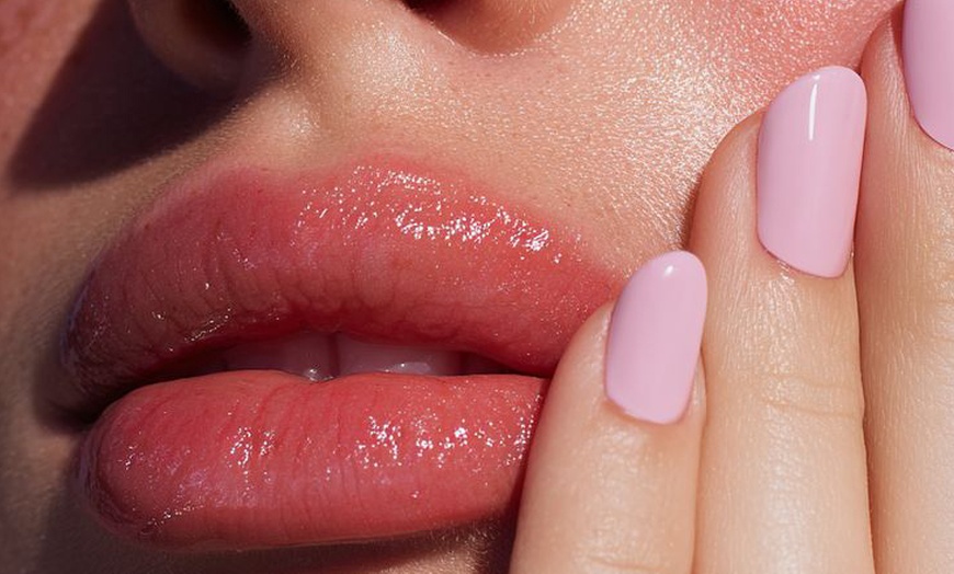 Image 3: 5-Step Hydrafacial with LED Light Therapy and Optional Mask Treatment