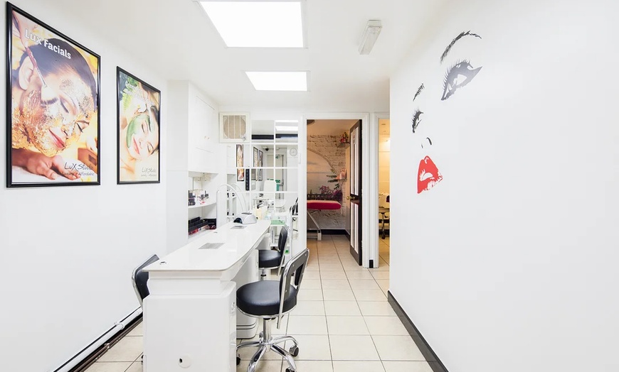 Image 4: Up to 54% Off on Facial at Lux Studio