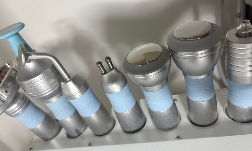 Image 5: Masaje facial relajante, limpieza coreana o ambas para 1 persona