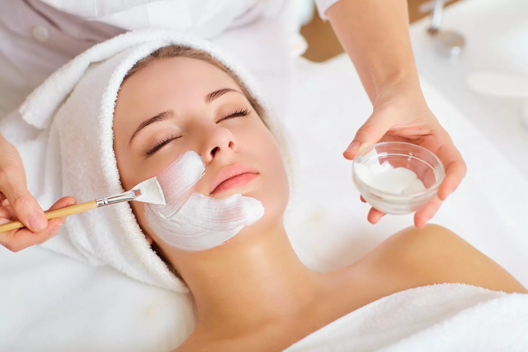 Experience Hydrating Facials for New and Returning Clients