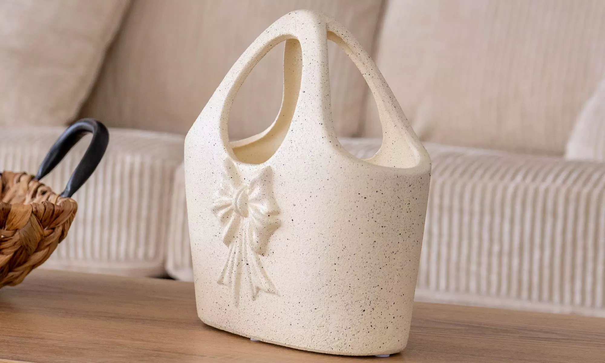 Vaso decorativo in ceramica