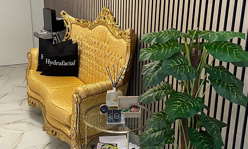 Image 3: 1 o 3 sesiones de lifting facial no quirúrgico con luz pulsada intensa 