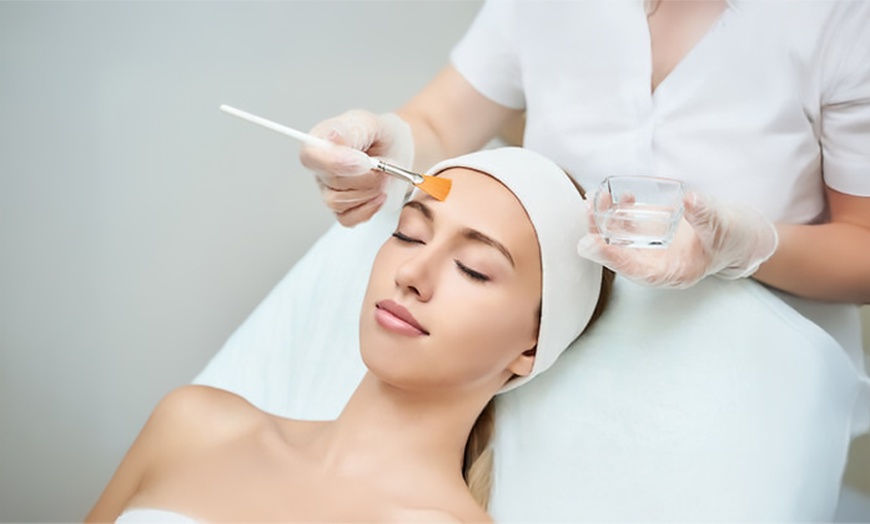 Image 1: Revitalize Your Skin w/One Session of IV Chemical Peel (Medical Grade)