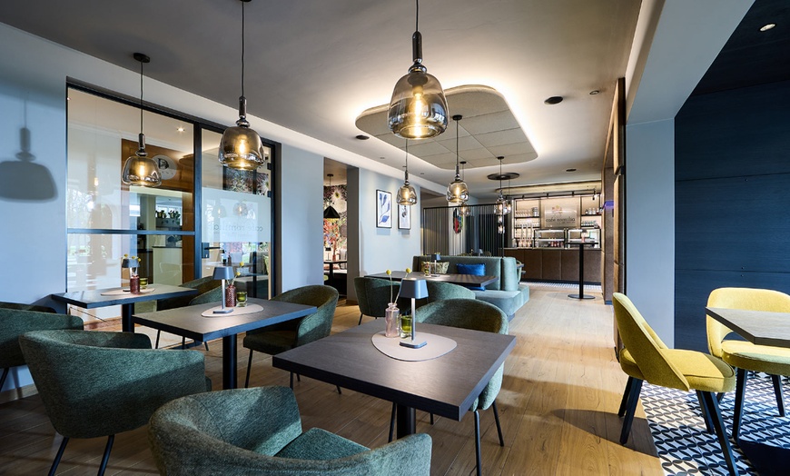 Image 4: Bad Füssing: 1-3 Nächte inkl. Frühstück und  5 Std. Europatherme