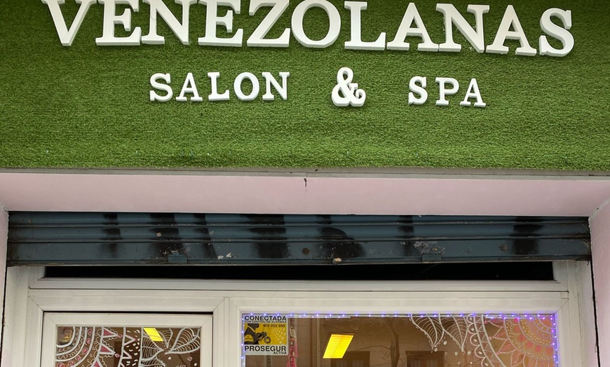 Image 9: Uñas veraniegas: manicura y/o pedicura semipermanente o de gel