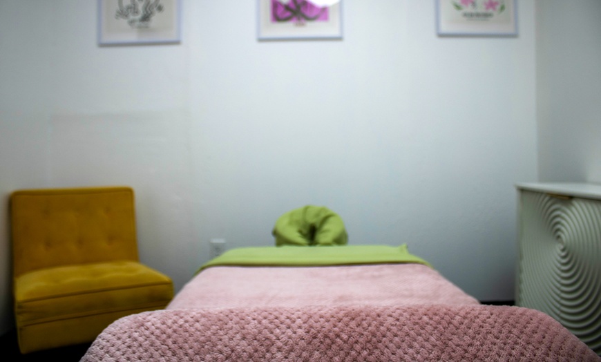 Image 4: Discover Comfort with 60 or 90 Minute Deep Tissue Massage