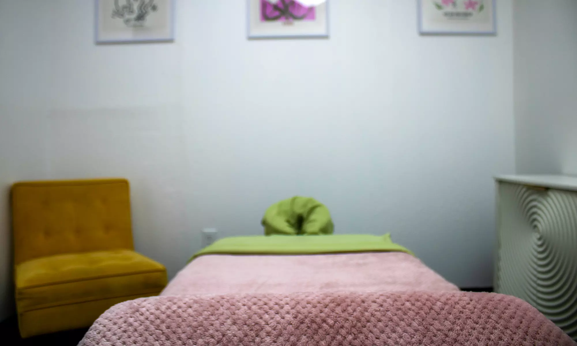 Discover Comfort with 60 or 90 Minute Deep Tissue Massage