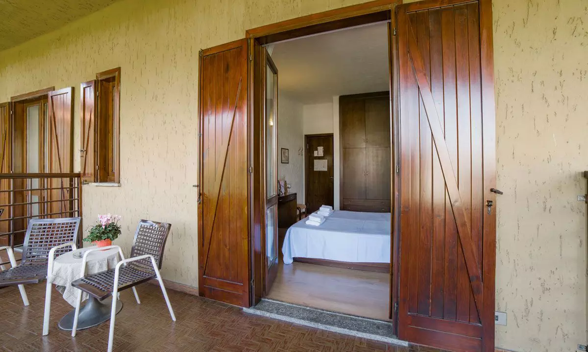 Costa Volpino: 1 notte con colazione o mezza pensione e Spa