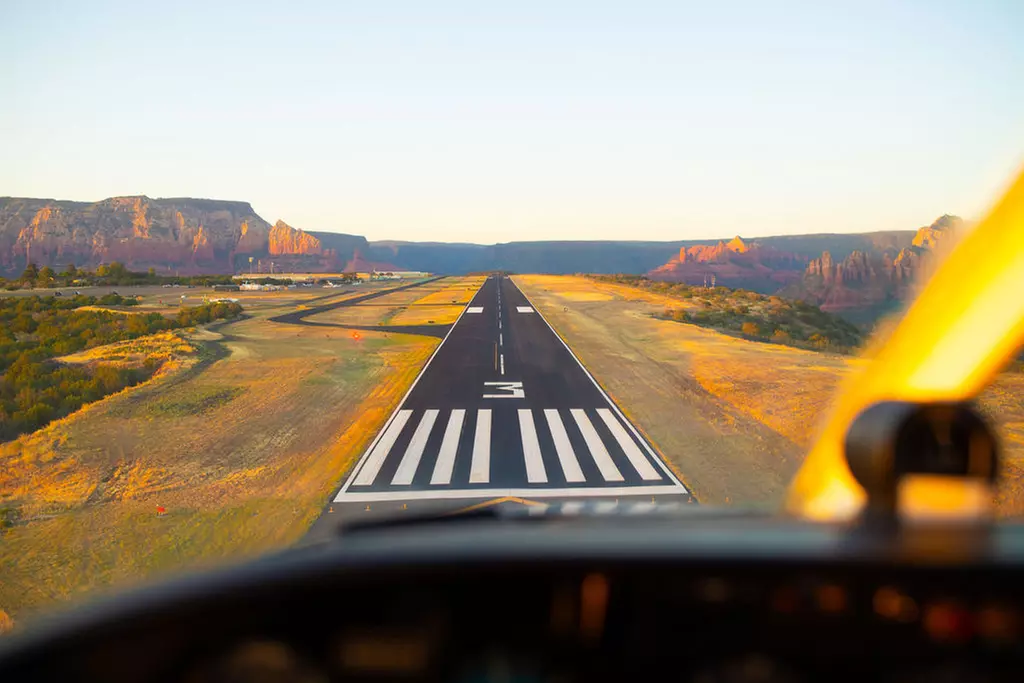 Scenic or Romantic Flights at Untethered Aviation