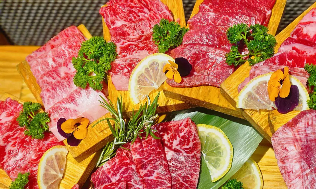 Savor a Seafood Feast with Friends