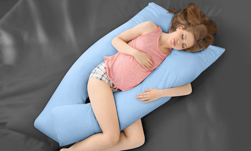 Image 8: U-Shaped Maternity Pillow with Pillowcase