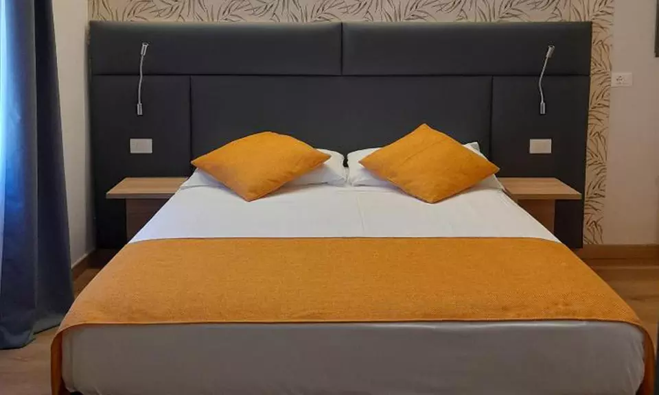 Lago di Garda: camera doppia, colazione o mezza pensione, Spa e bici