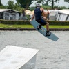 Image 4: Vlieg over het water: 2 uur waterskiën of wakeboarden