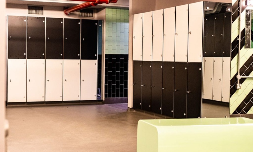 Image 7: London’s Buzz Gym: First Month Membership from Only £10!