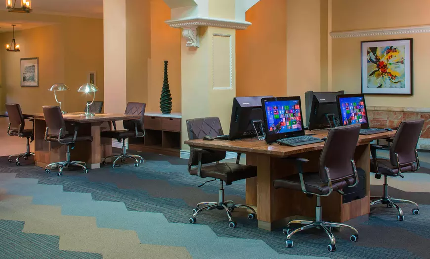 Business center and meeting rooms