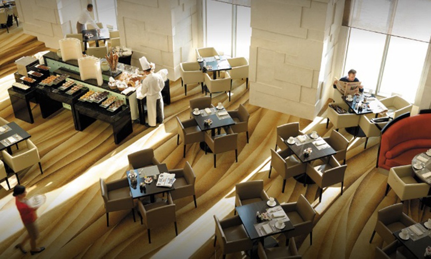 Image 6: 5* Theme Night w/ Soft or House Beverages for a Child or Upto 4 Adults