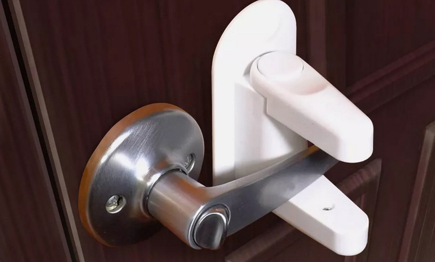 Image 5: Child Safety Toilet and Door Lock 2-Piece Set with Easy Install Kit
