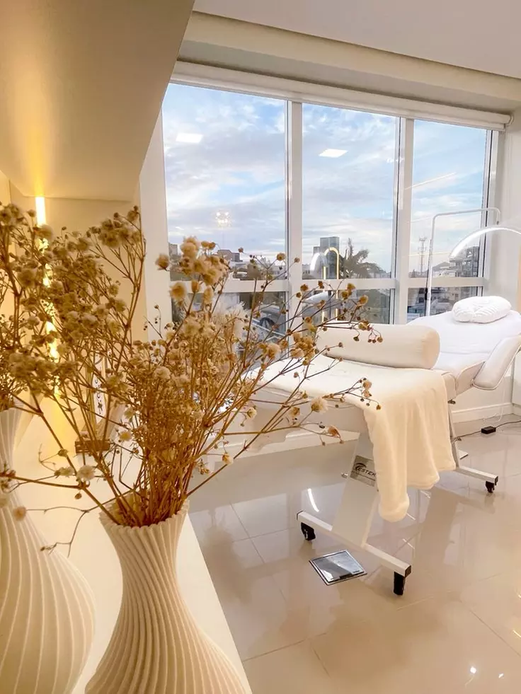 Advanced Micro-needling with Luxury Hydrating Serums - Face or Neck