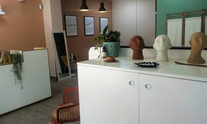 Image 6: Curso de automasaje facial o masaje drenaje linfático 
