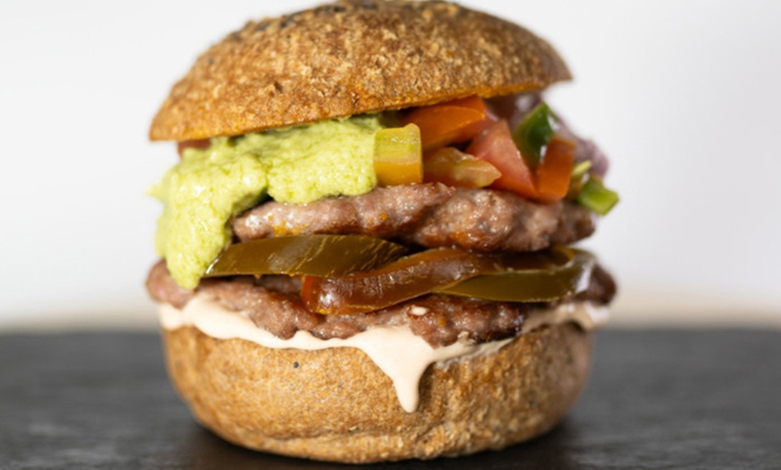 Image 3: Sabor y salud: menú de hamburguesas proteicas para 2 o 4 personas 
