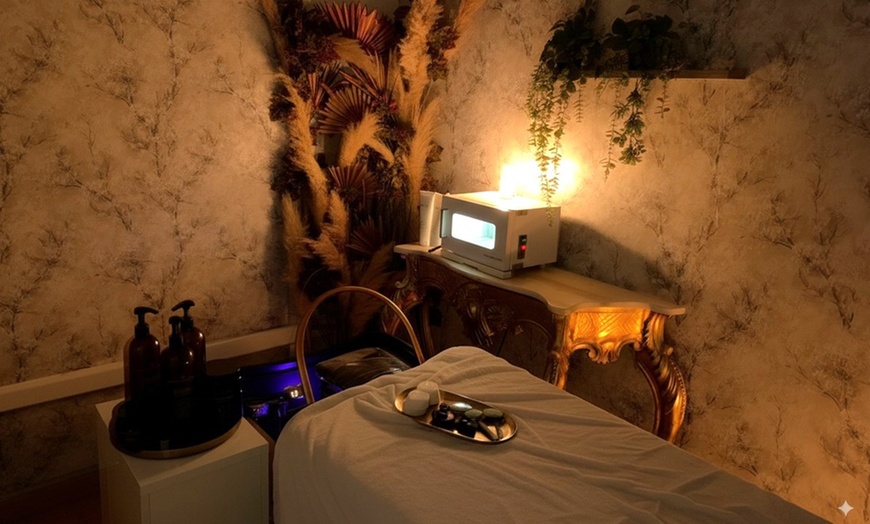 Image 3: Ritual de head spa japonés de 60 o 75 minutos con masajes y bebida
