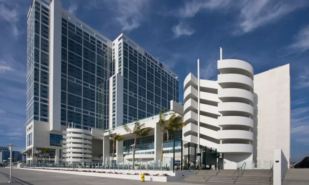 Manicure/Pedicure @ eforea spa at the Hilton San Diego Bayfront