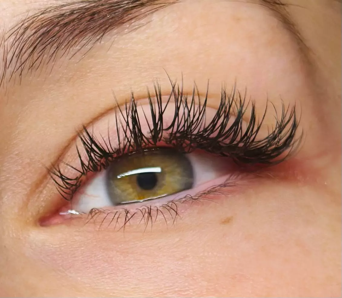 Classic, Hybrid, or Volume Lash Set with Optional Refills