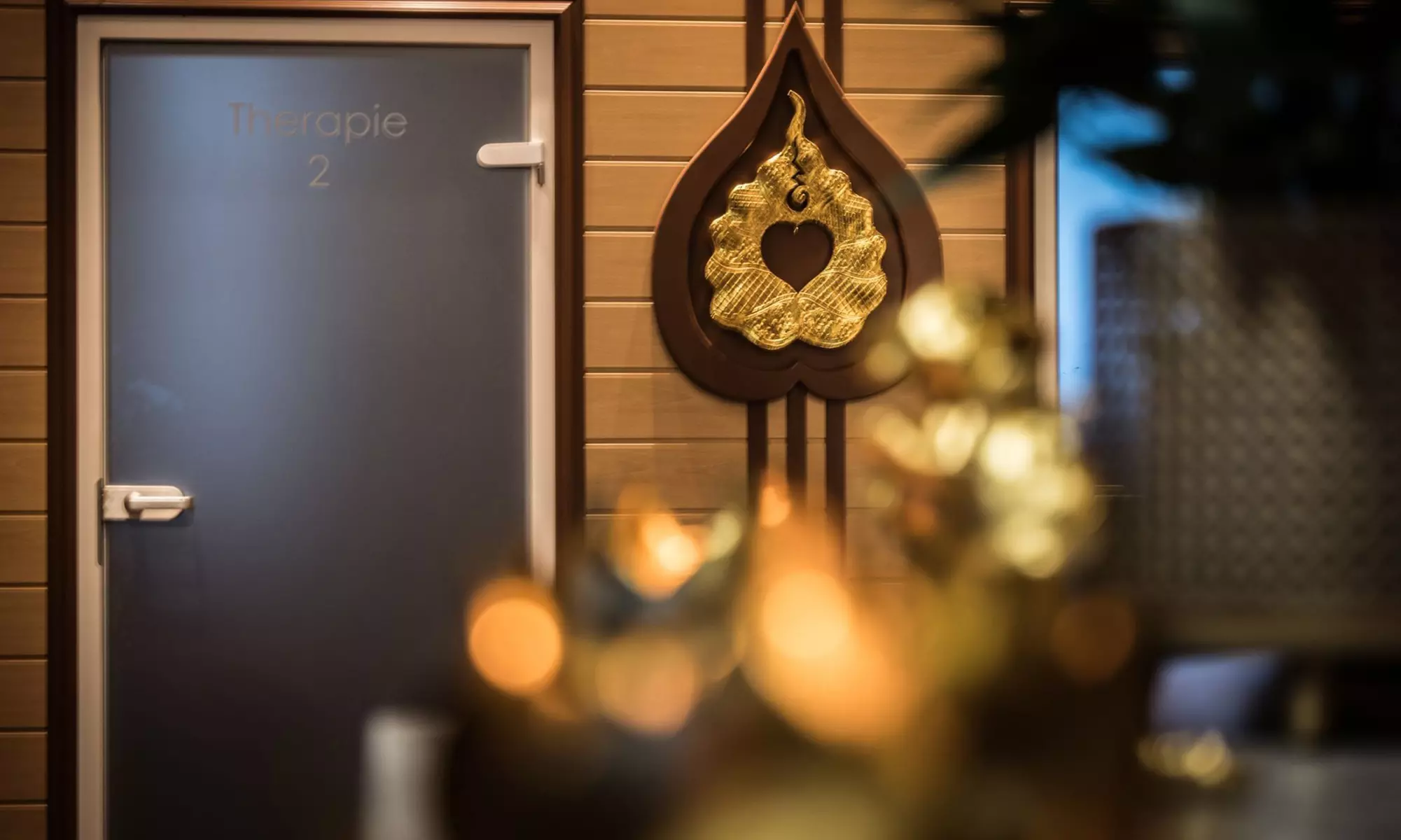 Traditionelle Thai-, Thai-Öl- oder Hot-Stone-Massage für 1 Person