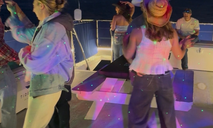 Image 8: Boats & Hoe-Down Country Cruise Aboard Luxury Yacht