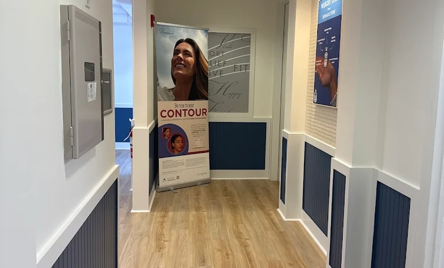 Image 2: Rejuvenate Your Skin With Hydrafacial Sessions!