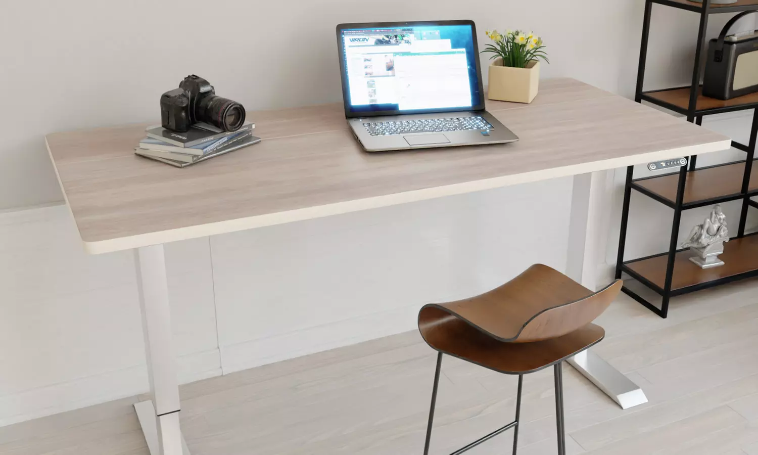 VESKA elektrisch höhenverstellbarer Schreibtisch