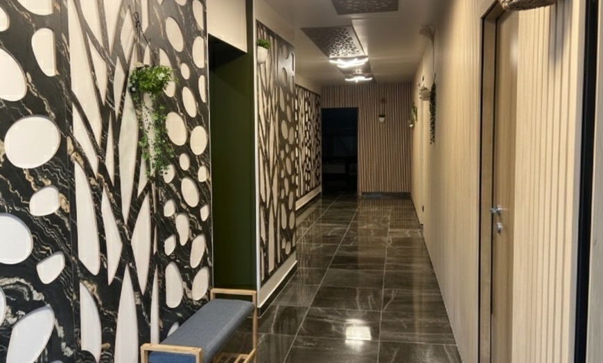 Image 4: Spa privatif avec sauna, bains à remous et boissons 