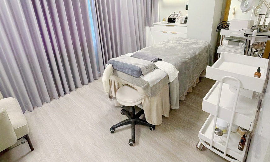 Image 6: Lash Lift or Keratin Lash Lift with Vitamin Treatment and More