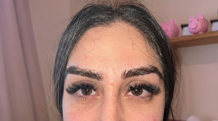 Russian Mega Volume New Set - Mada Lashes Bournemouth