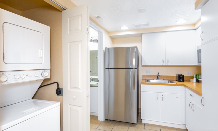 Image 9: All-Suite Resort near Orlando Theme Parks with Pools & Lake Views