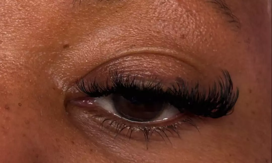 Achieve Bold Looks with Classic, Hybrid, Volume  Eyelash Extensions