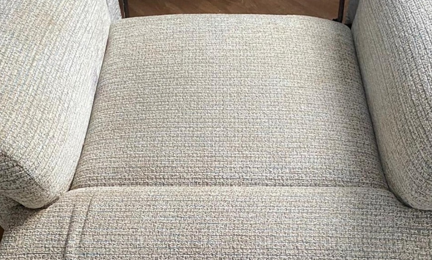 Image 2: Discover Expert Care: Carpet Cleaning for 1, 2 or 3 Rooms and Landing