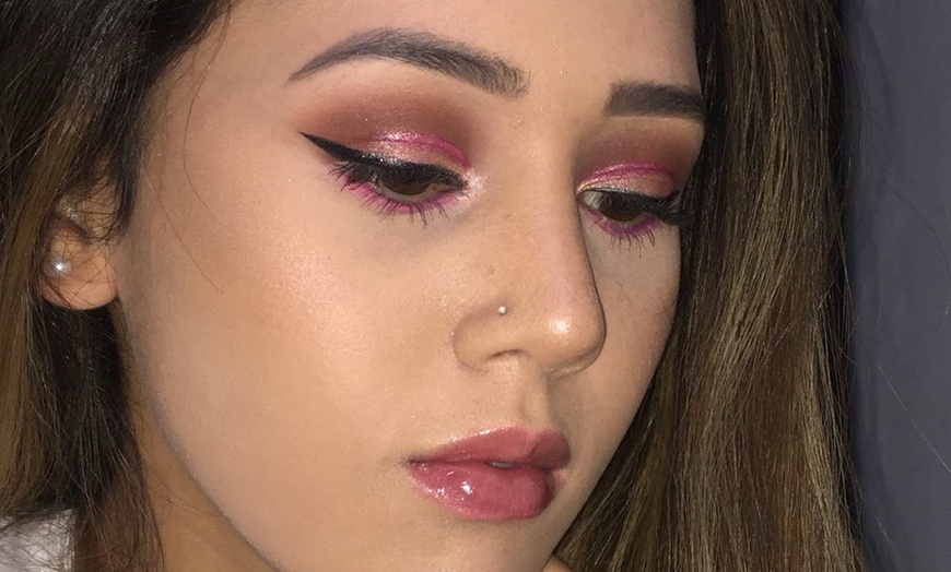 Image 12: Presume de piel ideal con 1 sesión de maquillaje especial para eventos