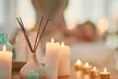 Ritual de masaje relajante 30 o 60 minutos en pareja con zumo de frutas y vela  con hasta un 43% de descuento - Image 2